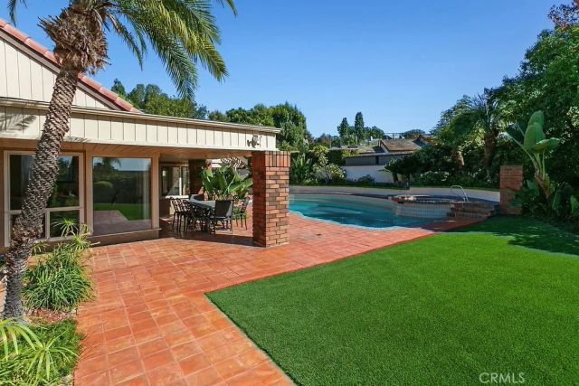 18811 Ridgeview, Villa Park, CA 92861