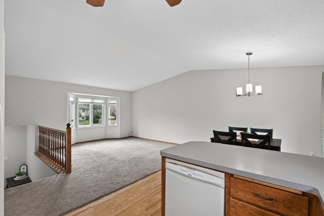 2250 Van Sloun Road, Chaska, MN 55318