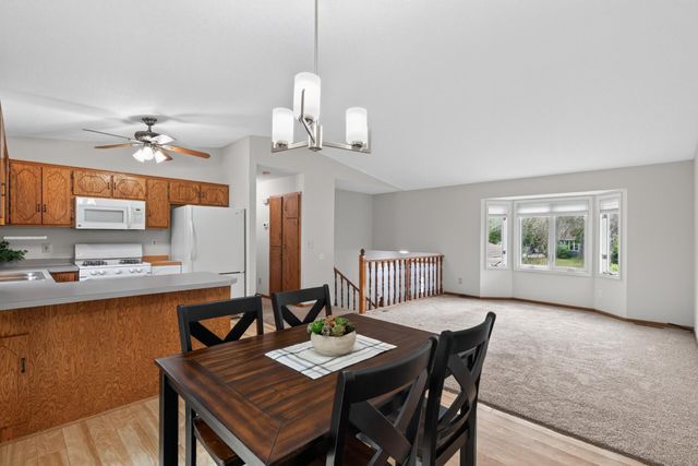 2250 Van Sloun Road, Chaska, MN 55318