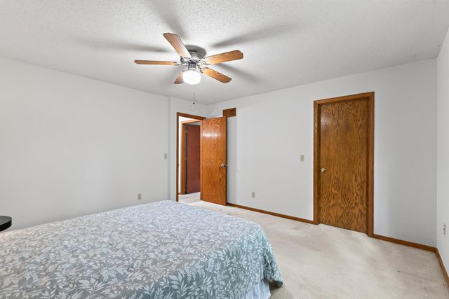 2250 Van Sloun Road, Chaska, MN 55318