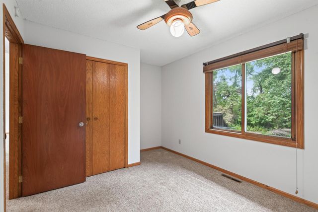 2250 Van Sloun Road, Chaska, MN 55318