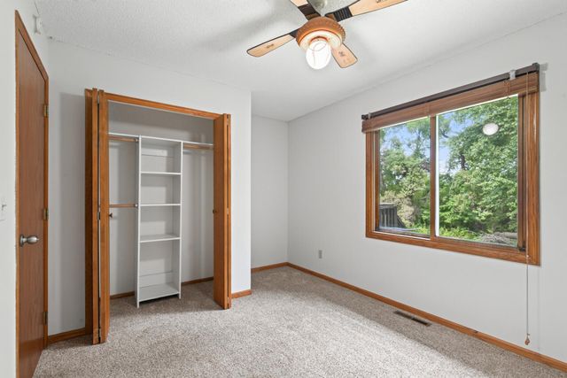 2250 Van Sloun Road, Chaska, MN 55318