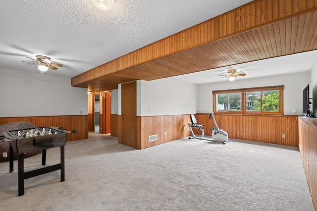 2250 Van Sloun Road, Chaska, MN 55318