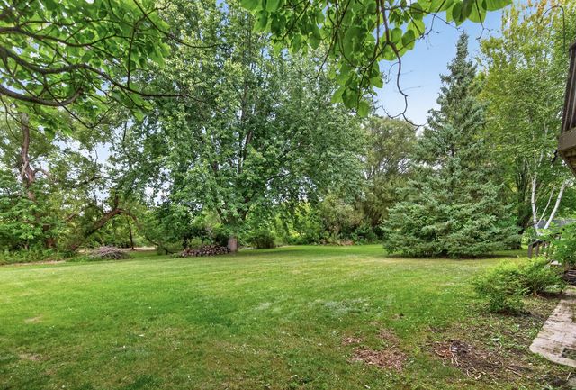2250 Van Sloun Road, Chaska, MN 55318