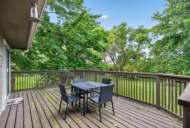 2250 Van Sloun Road, Chaska, MN 55318