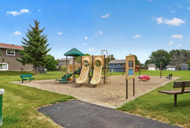 2250 Van Sloun Road, Chaska, MN 55318