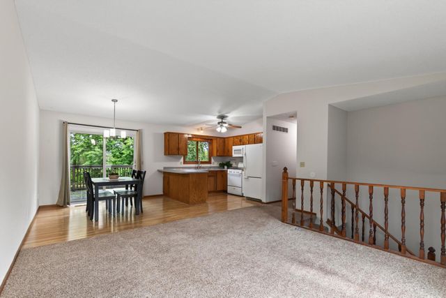 2250 Van Sloun Road, Chaska, MN 55318