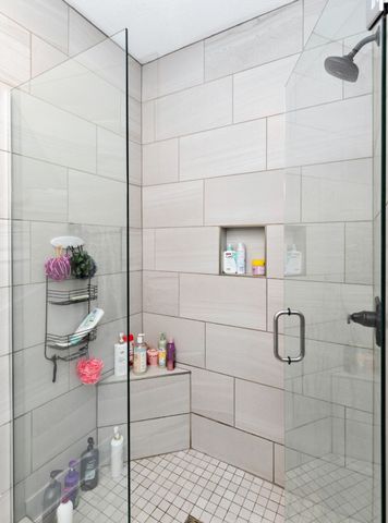 401 Oakford Lane, Polk City, IA 50226