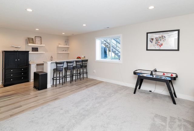 401 Oakford Lane, Polk City, IA 50226