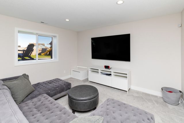 401 Oakford Lane, Polk City, IA 50226