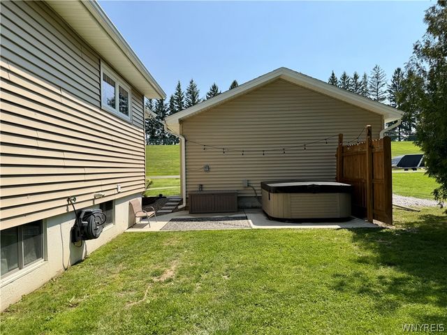 4130 Tennessee Circle, Eden, NY 14057