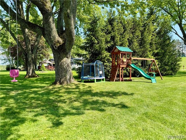4130 Tennessee Circle, Eden, NY 14057