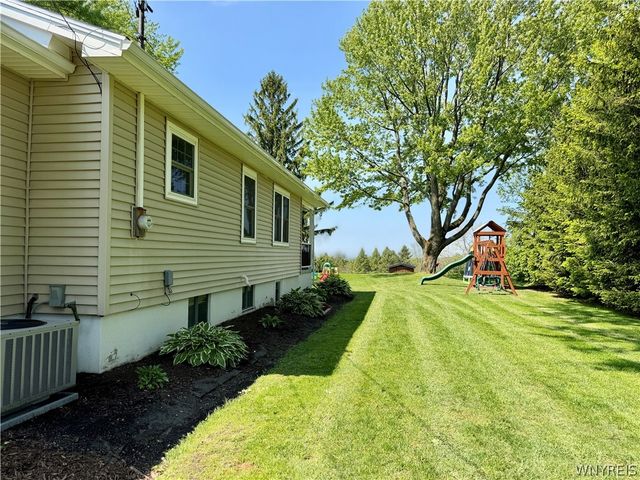 4130 Tennessee Circle, Eden, NY 14057