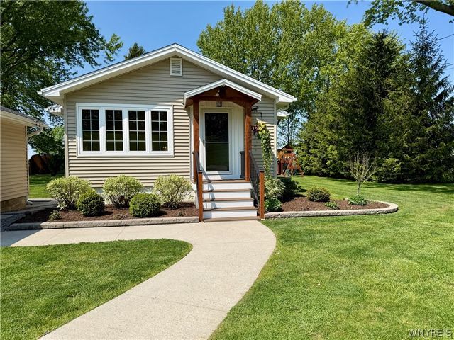 4130 Tennessee Circle, Eden, NY 14057