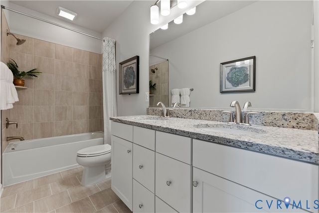 239 Brattice Dr, Midlothian, VA 23114