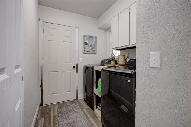 128 W Parkland Drive, Yukon, OK 73099