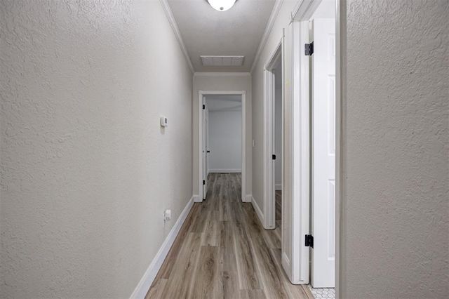 128 W Parkland Drive, Yukon, OK 73099