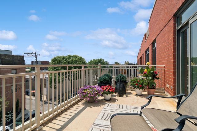 1155 W Armitage Avenue 308, Chicago, IL 60614
