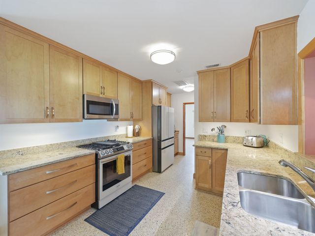 205 Coquina Ave, St Augustine, FL 32080