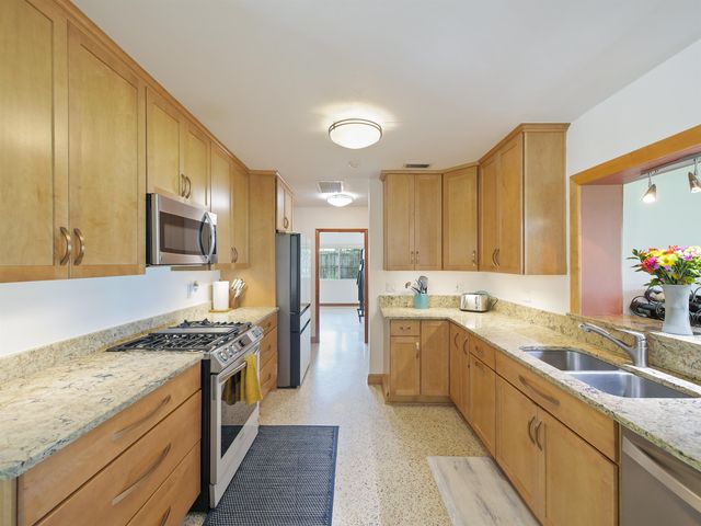205 Coquina Ave, St Augustine, FL 32080