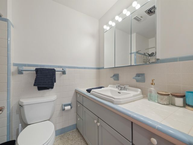 205 Coquina Ave, St Augustine, FL 32080