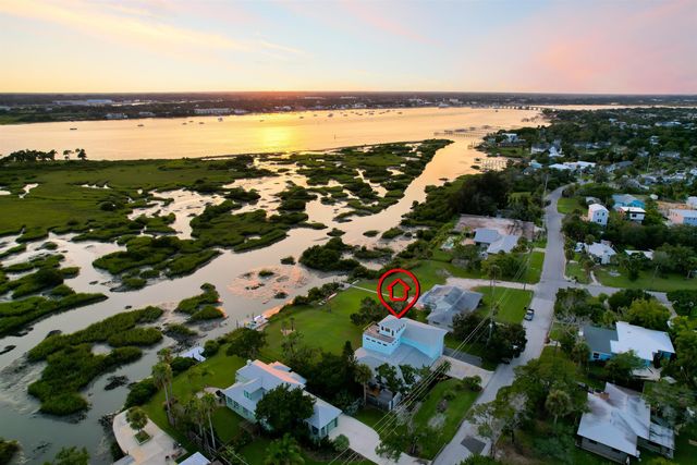 205 Coquina Ave, St Augustine, FL 32080