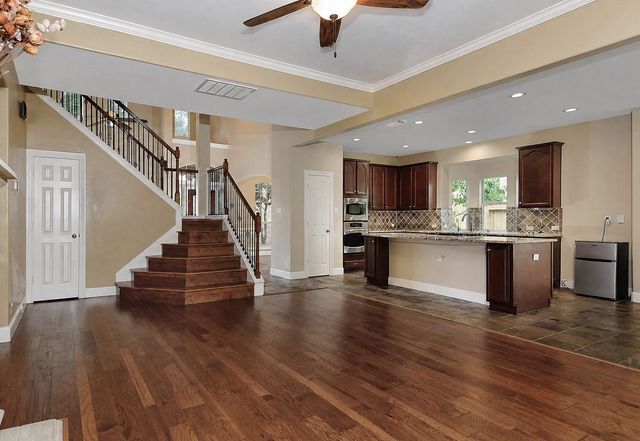 19119 Lost Mine Trail, Spring, TX 77388
