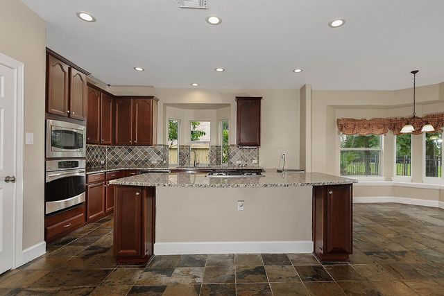 19119 Lost Mine Trail, Spring, TX 77388