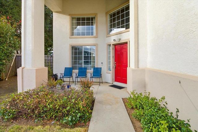 34 Whitman Circle, Salinas, CA 93906