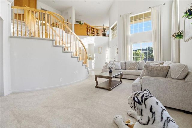 34 Whitman Circle, Salinas, CA 93906