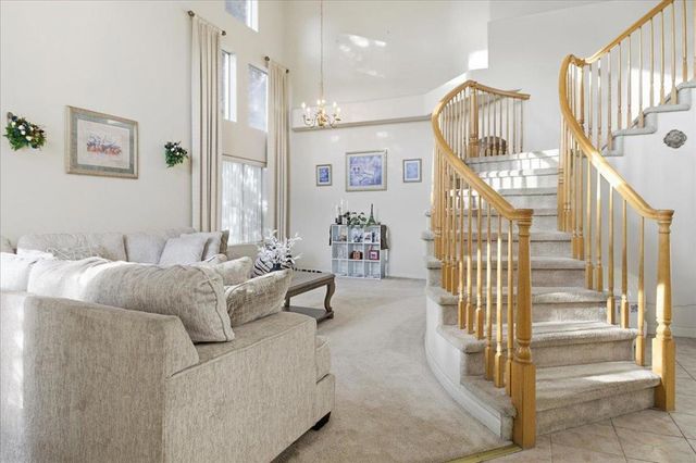 34 Whitman Circle, Salinas, CA 93906