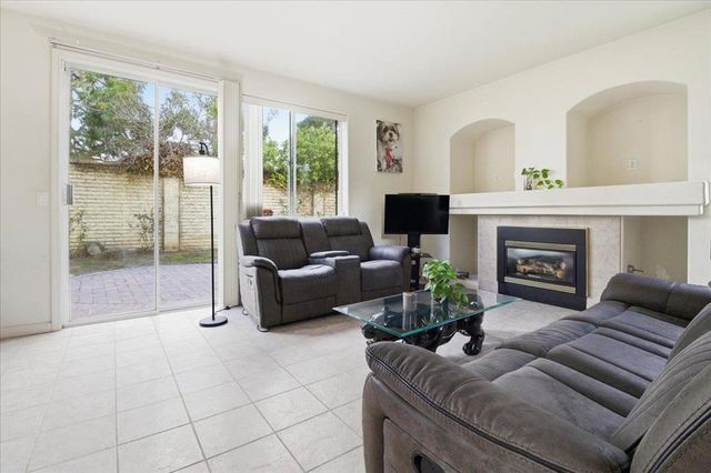 34 Whitman Circle, Salinas, CA 93906