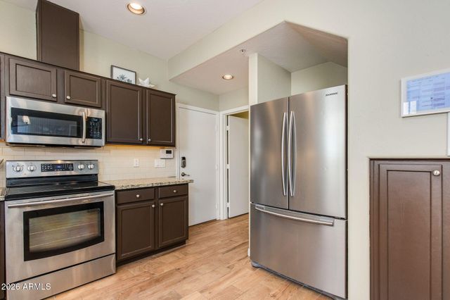 1225 N 36TH Street 1090, Phoenix, AZ 85008