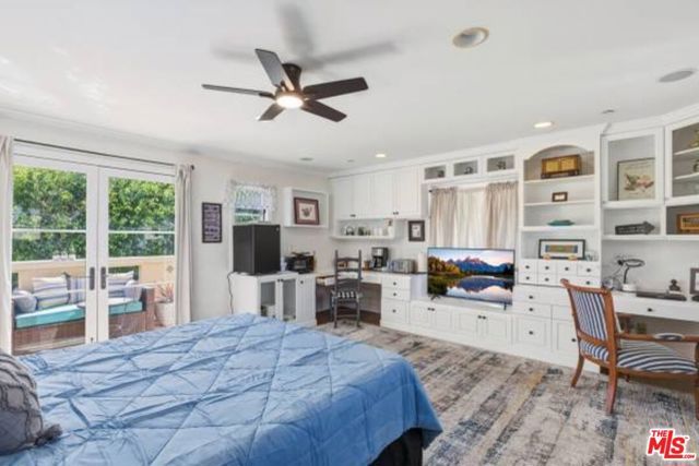 4170 Ince Boulevard B, Culver City, CA 90232