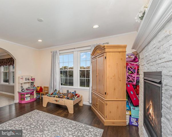 3118 SUNDOWN DR, Chambersburg, PA 17202