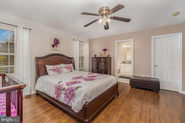 3118 SUNDOWN DR, Chambersburg, PA 17202