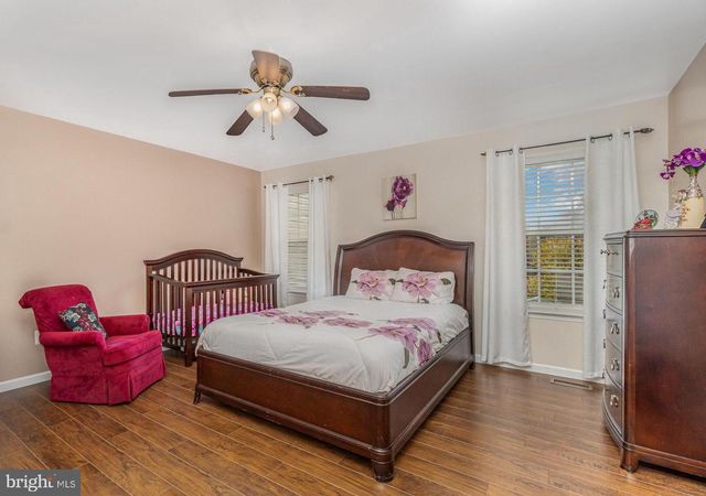 3118 SUNDOWN DR, Chambersburg, PA 17202