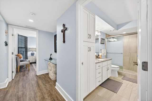 1000 N Station St 104, Port Aransas, TX 78373
