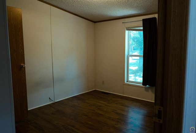 429 NE Grattan ST, Topeka, KS 66616