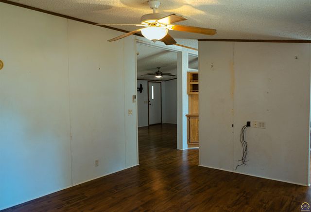 429 NE Grattan ST, Topeka, KS 66616