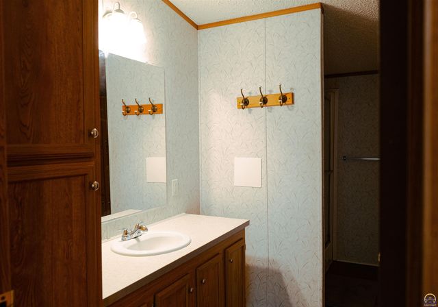 429 NE Grattan ST, Topeka, KS 66616