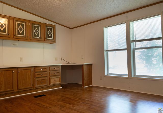 429 NE Grattan ST, Topeka, KS 66616