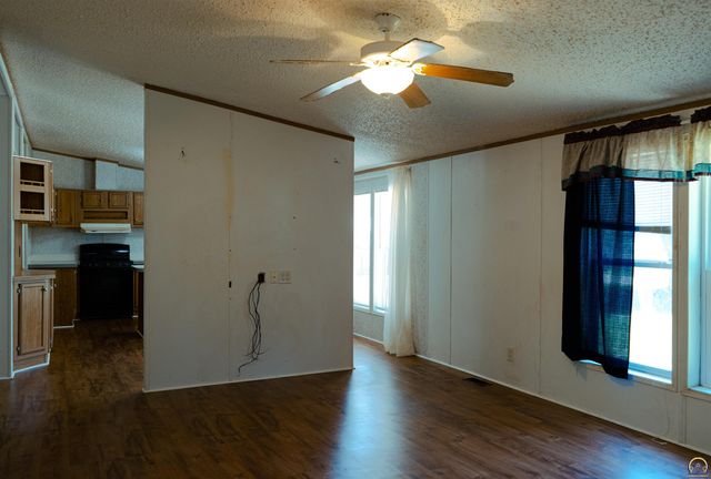 429 NE Grattan ST, Topeka, KS 66616
