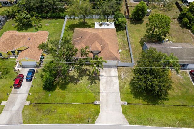 2481 SE Berkshire Boulevard, Port St Lucie, FL 34952