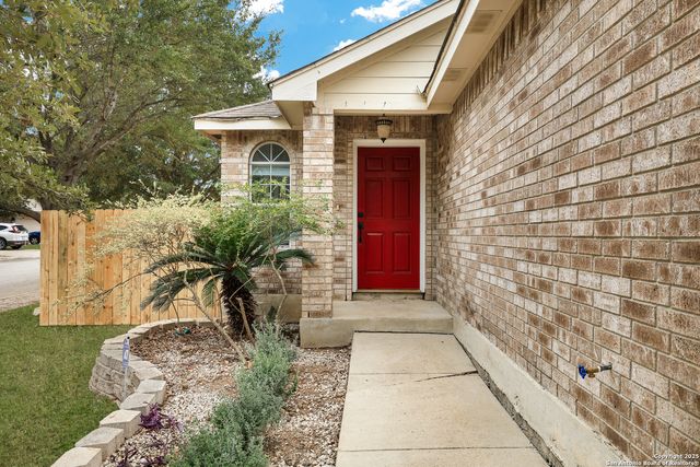 7102 Heathers Pl, San Antonio, TX 78227