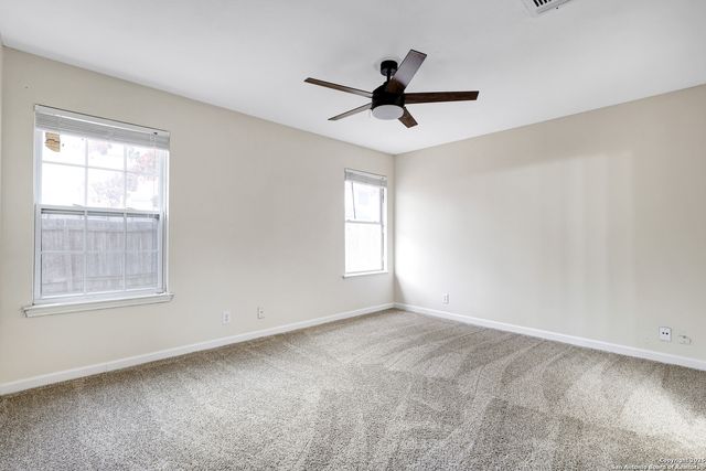 7102 Heathers Pl, San Antonio, TX 78227