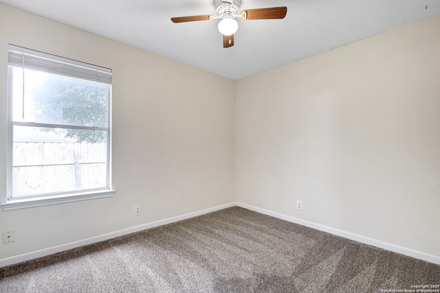 7102 Heathers Pl, San Antonio, TX 78227