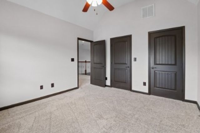 869 E Accipiter Cir, Clarksville, TN 37043
