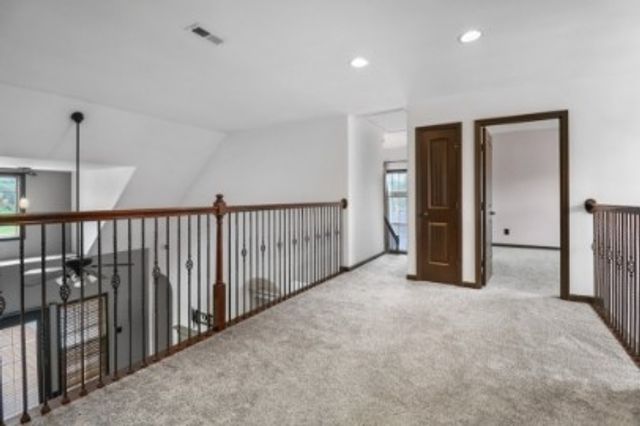 869 E Accipiter Cir, Clarksville, TN 37043