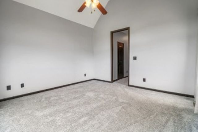 869 E Accipiter Cir, Clarksville, TN 37043